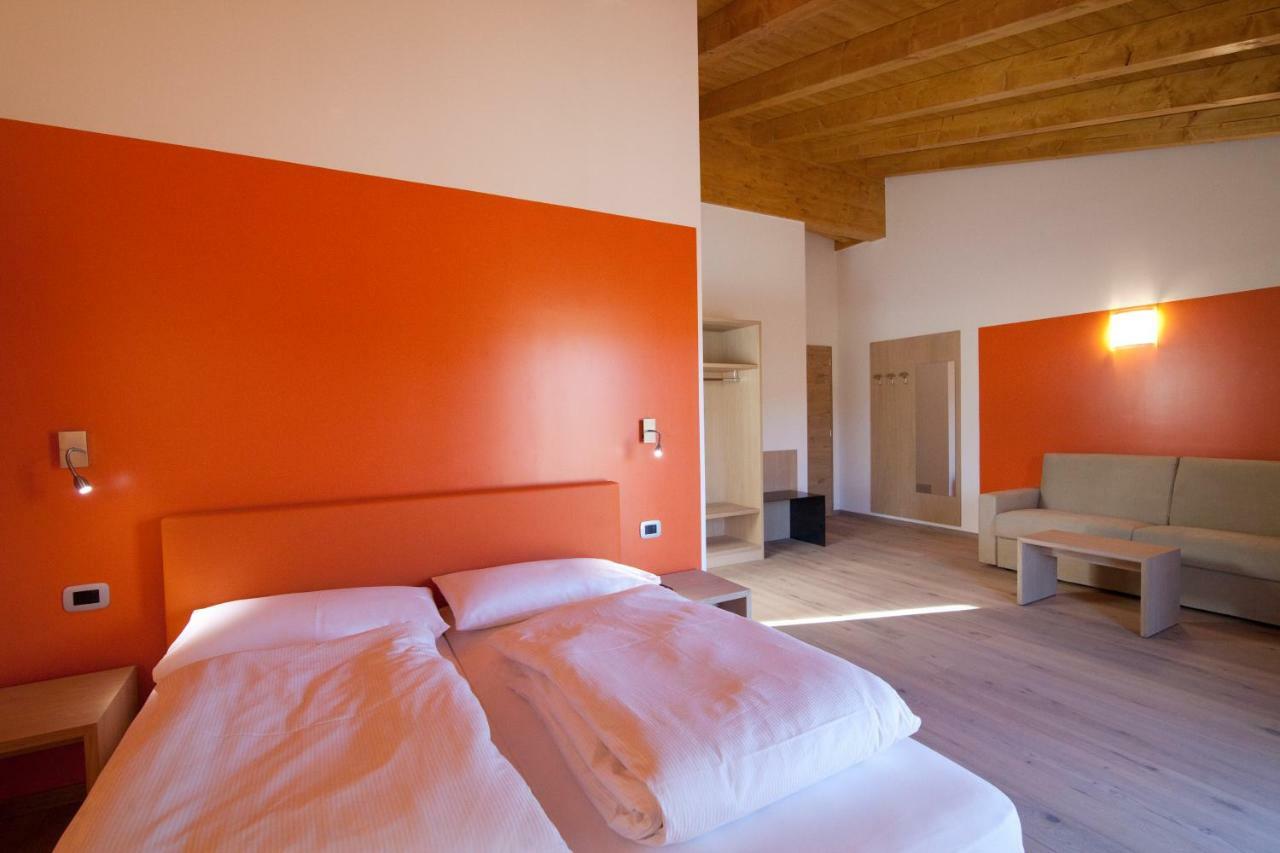 Agritur I Colori Bed and Breakfast Sanzeno Eksteriør billede
